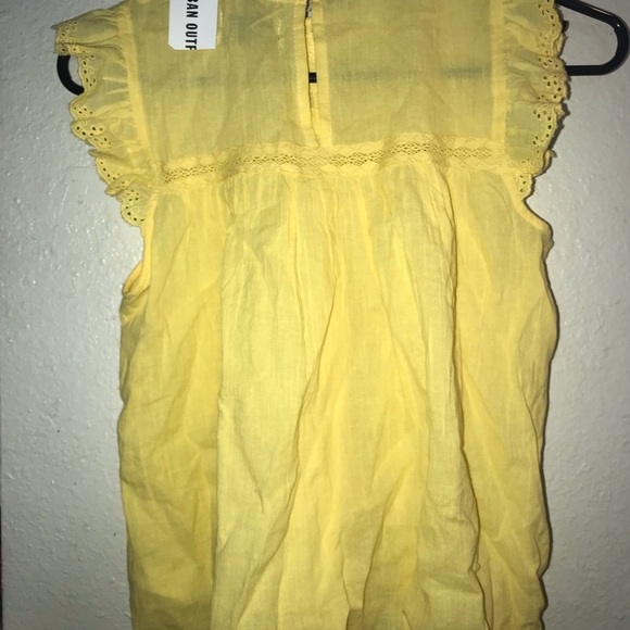 Urban Outfitters - Picture 3 of 3